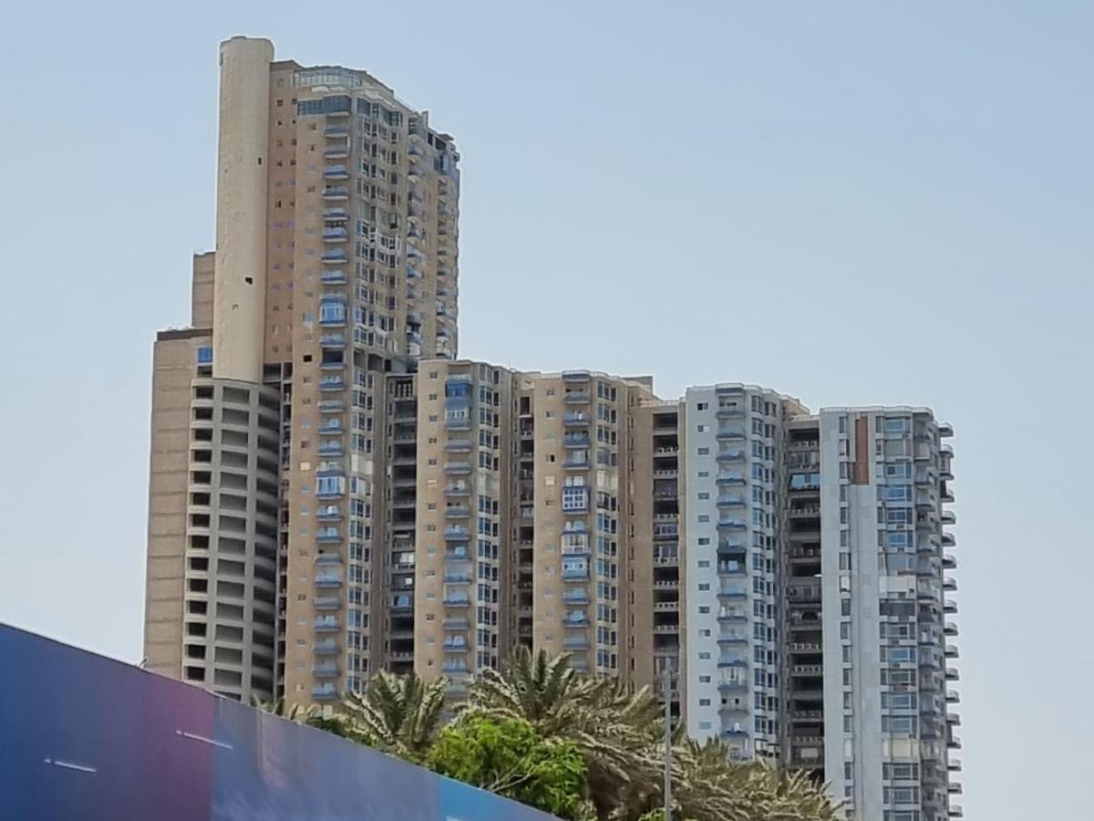 مطلة على البحر والفورمولا ببرج المسارات Apartment