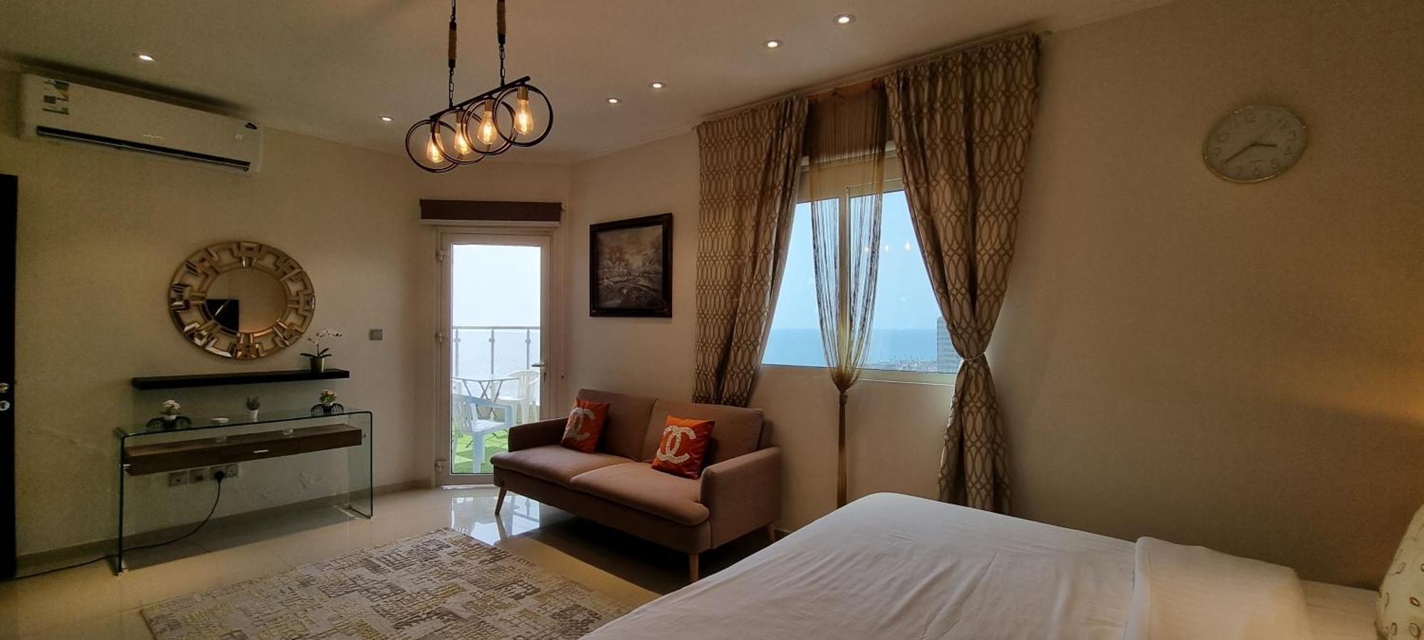 مطلة على البحر والفورمولا ببرج المسارات Apartment *