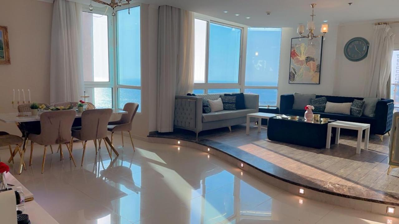 Apartment مطلة على البحر والفورمولا ببرج المسارات Jeddah