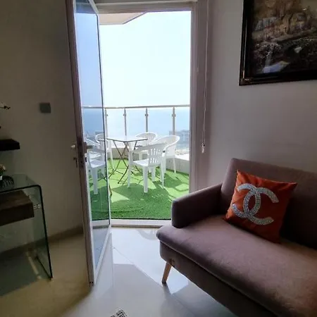 شقة مطلة على البحر والفورمولا ببرج المسارات Jeddah Exterior photo