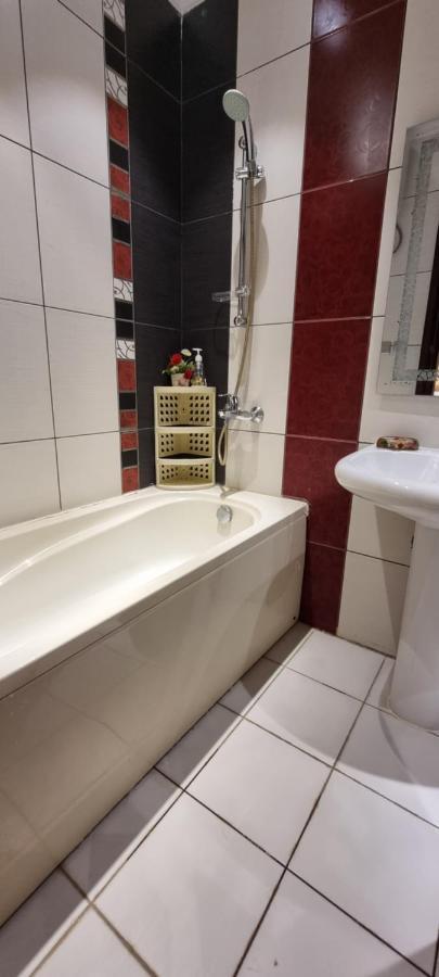 Apartment مطلة على البحر والفورمولا ببرج المسارات Jeddah