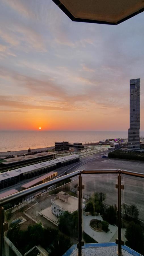 Apartment مطلة على البحر والفورمولا ببرج المسارات Jeddah